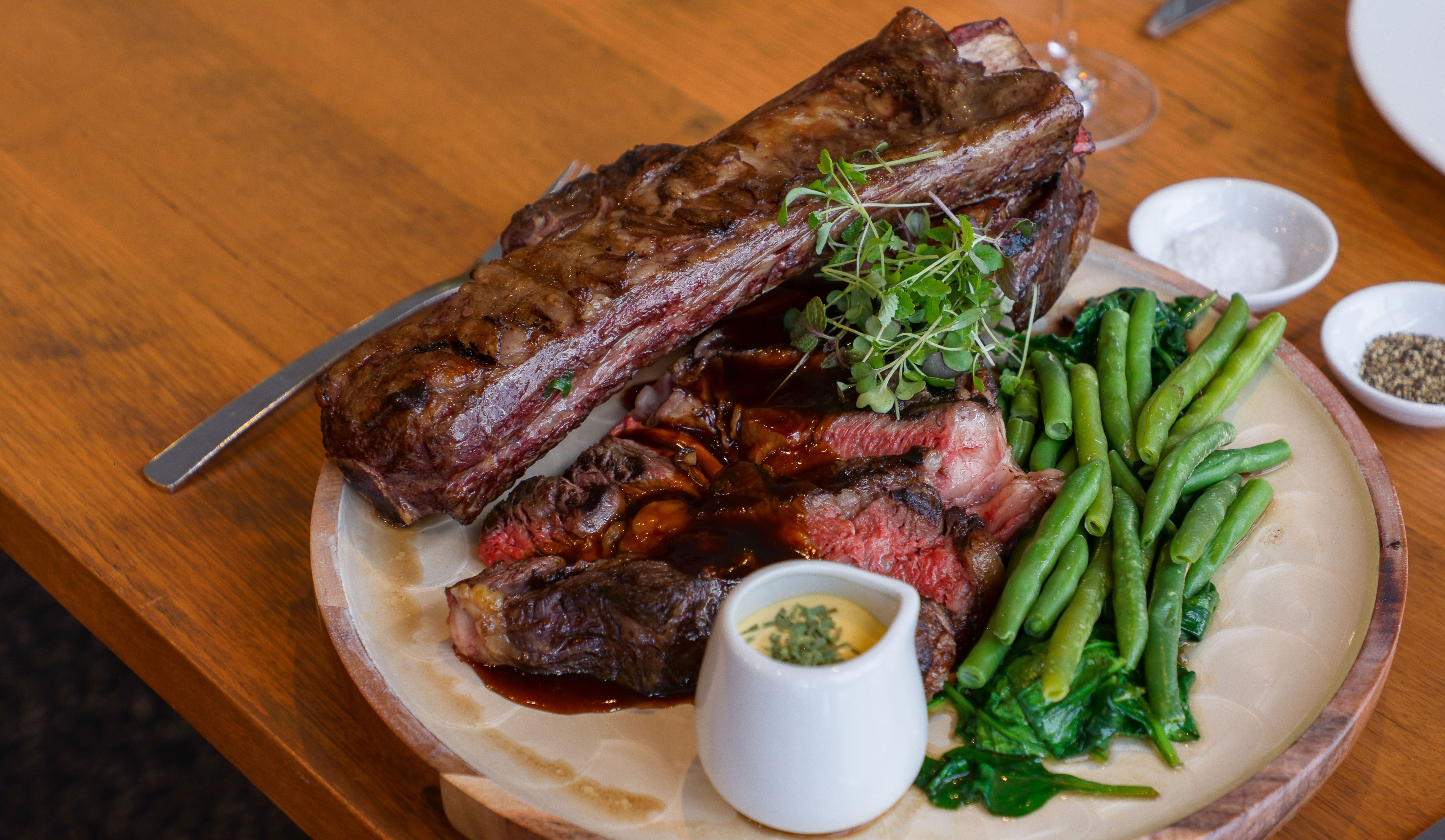 Local's Deal at Cuisine Restaurant, Oaks Lake Crackenback