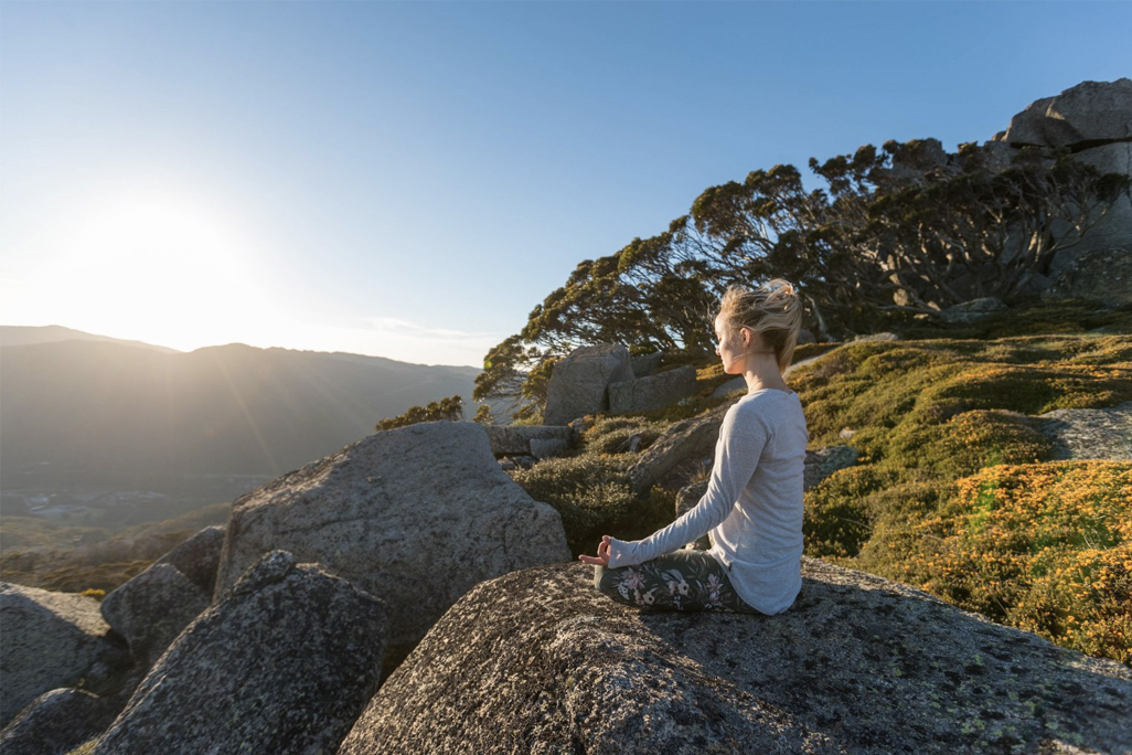 Mountain Retreat: Health & Wellness Experiences in the Snowy Mountains